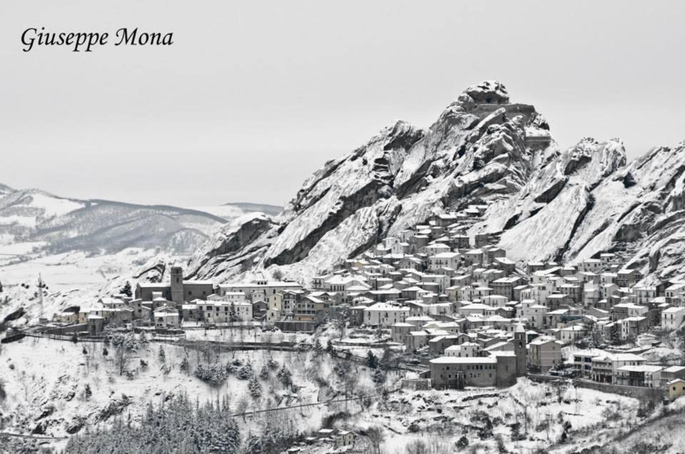 B&B La Dimora del Contadino Pietrapertosa Esterno foto