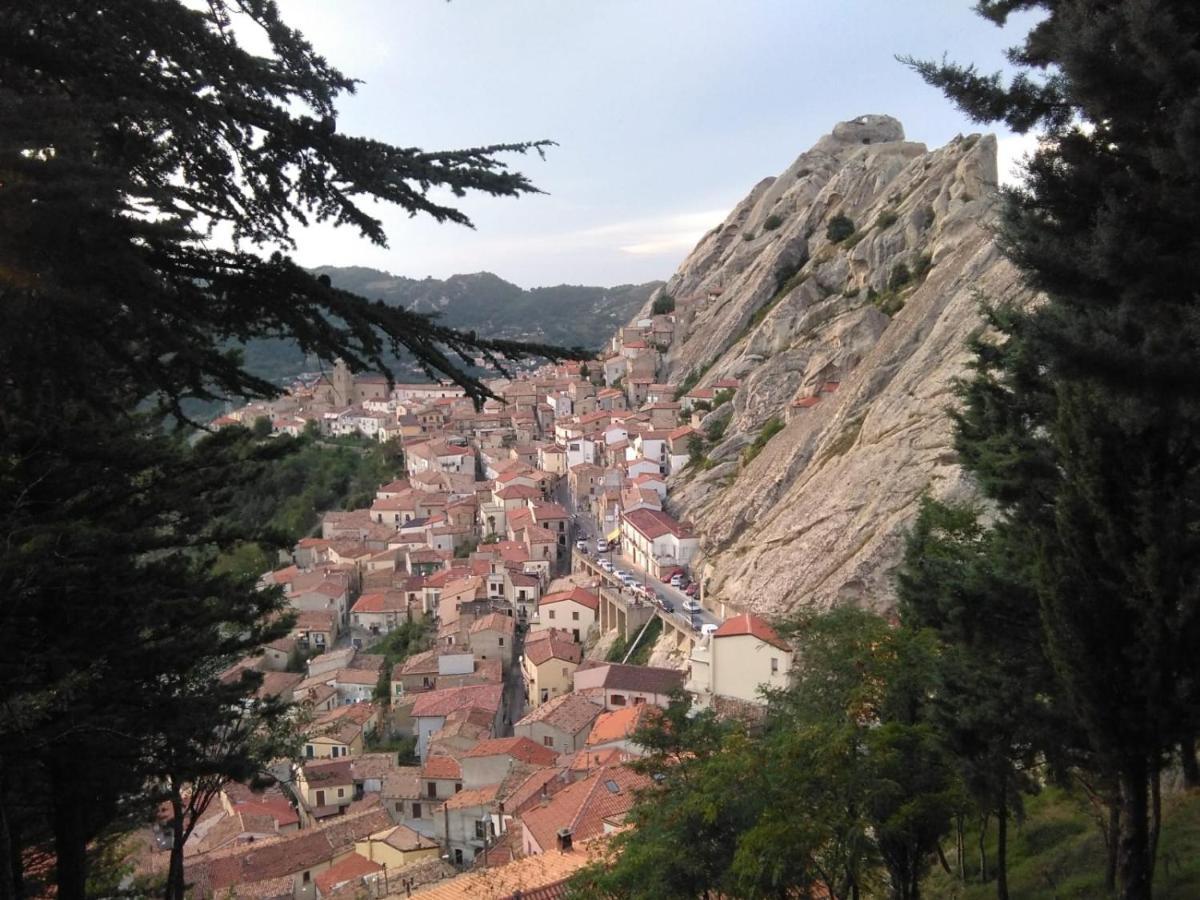 B&B La Dimora del Contadino Pietrapertosa Esterno foto